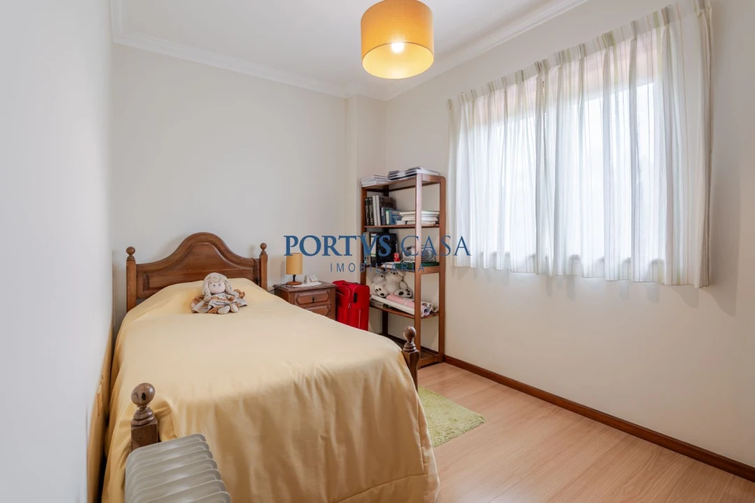 Moradia T4 para Venda em Laundos Foto 29
