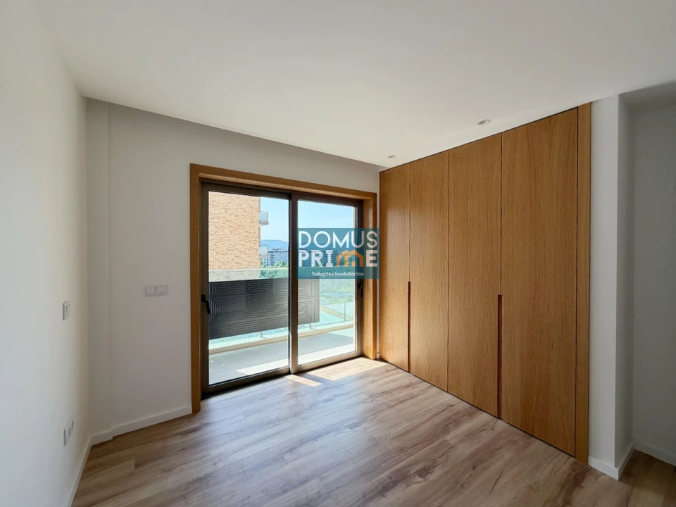Apartamento T2 para Venda em Real, Dume e Semelhe Foto 16