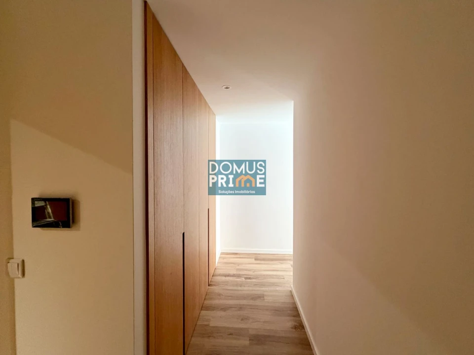 Apartamento T2 para Venda em Real, Dume e Semelhe Foto 6