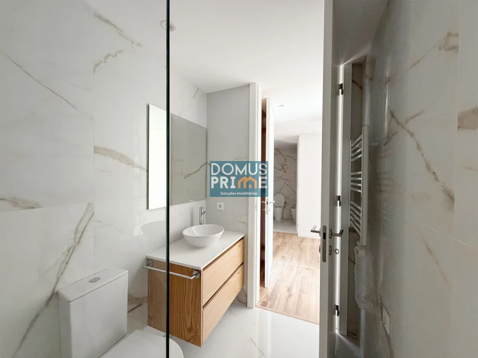 Apartamento T2 para Venda em Real, Dume e Semelhe Foto 15