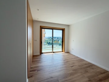 Apartamento T2 para Venda em Real, Dume e Semelhe