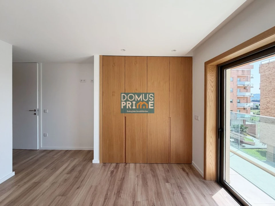 Apartamento T2 para Venda em Real, Dume e Semelhe Foto 12