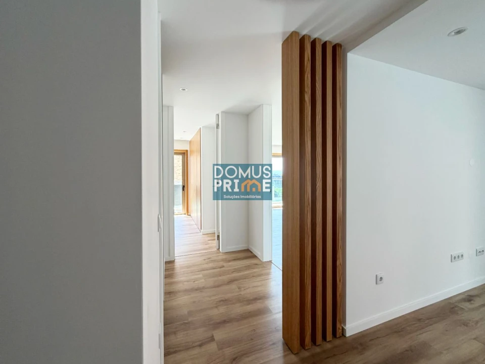 Apartamento T2 para Venda em Real, Dume e Semelhe Foto 8