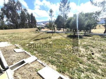 Moradia T3 para Venda em Poiares (Santo Andre)
