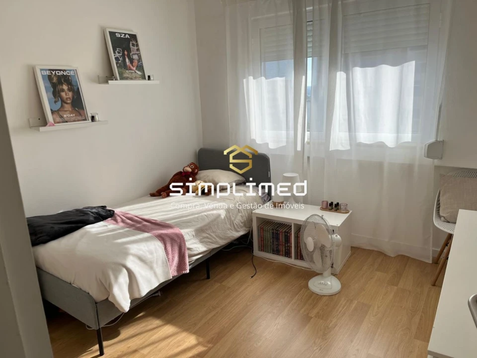 Apartamento T3 para Venda em Palhais e Coina Foto 7