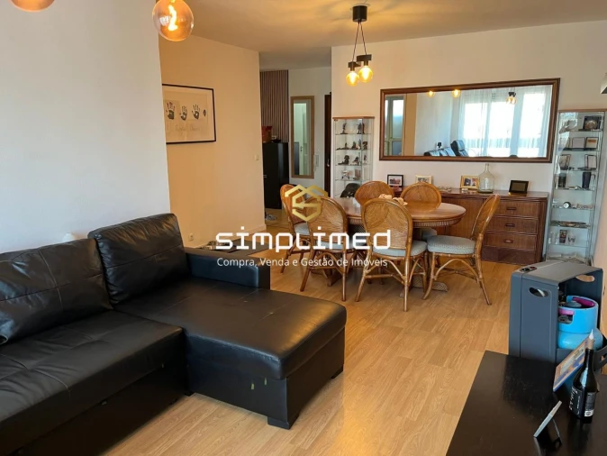 Apartamento T3 para Venda em Palhais e Coina