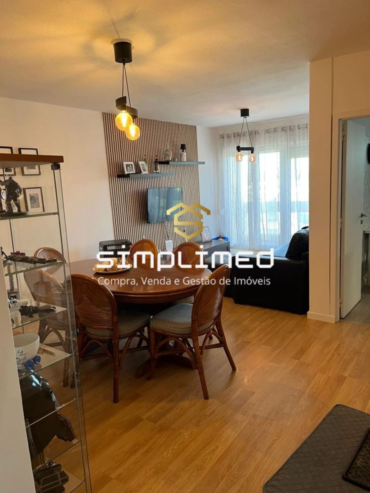 Apartamento T3 para Venda em Palhais e Coina Foto 2