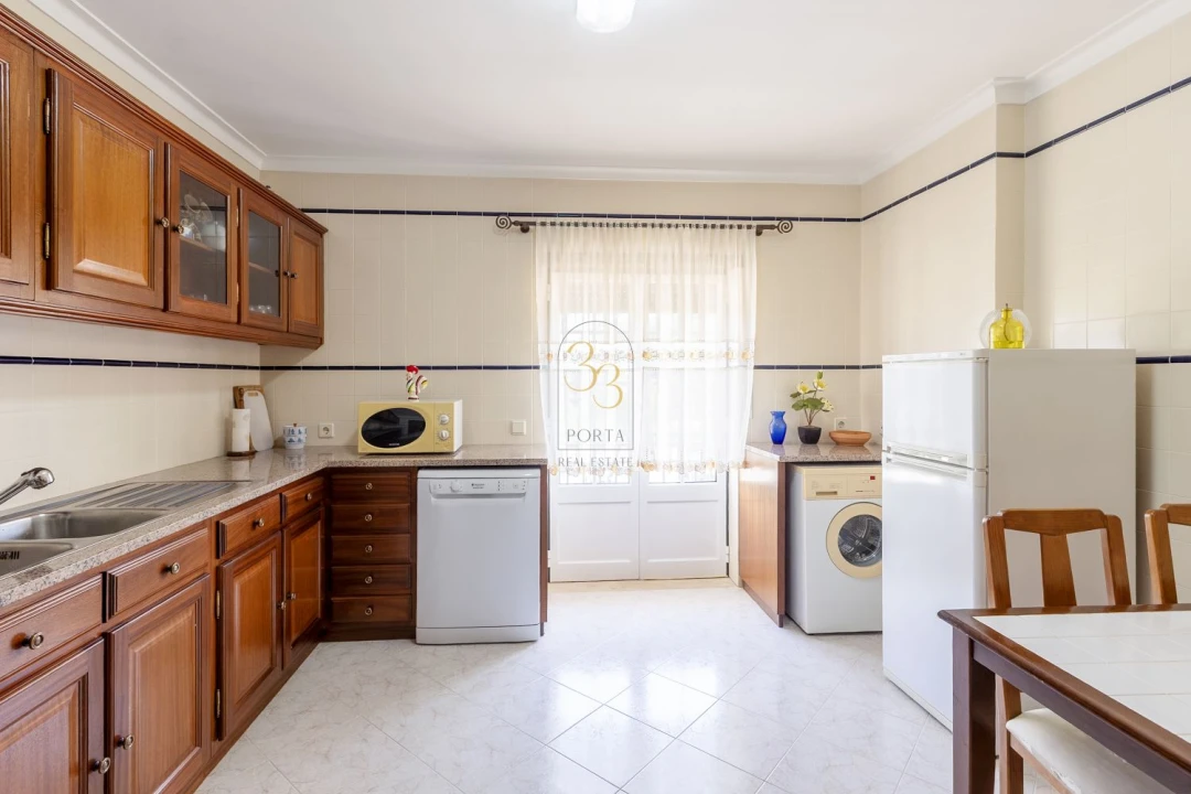 Apartamento T2 para Arrendamento em Golegã Foto 15