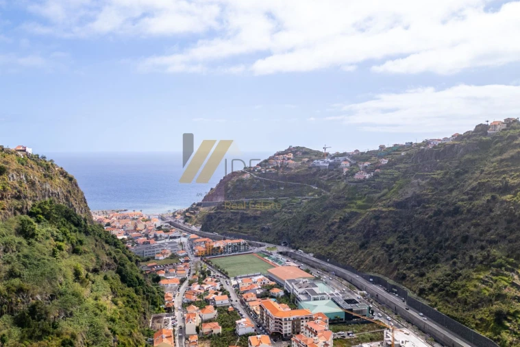 Apartamento T3 para Venda em Ribeira Brava Foto 49