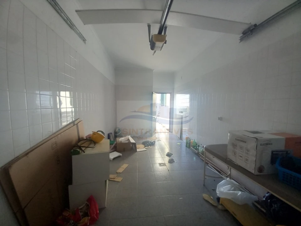 Moradia T5 para Venda em Santo Isidoro Foto 21