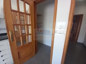 Moradia T5 para Venda em Santo Isidoro