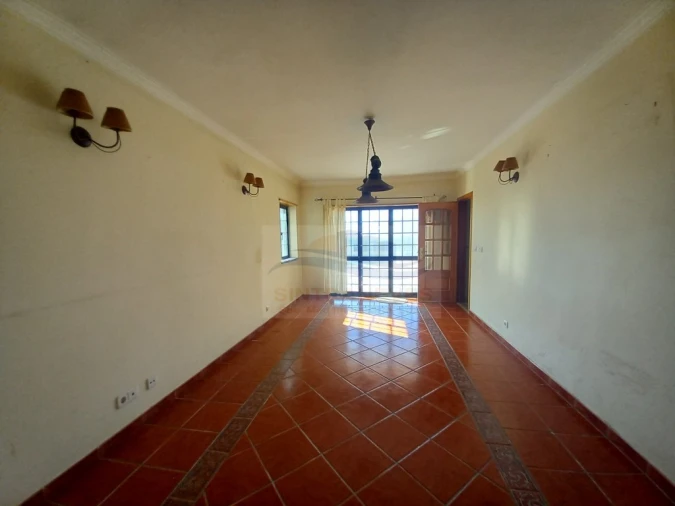Moradia T5 para Venda em Santo Isidoro Foto 9