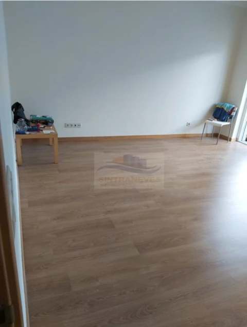 Apartamento T2 para Venda em Águas Livres