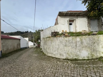 Moradia T2 para Venda em Alhandra, São João dos Montes e Calhandriz