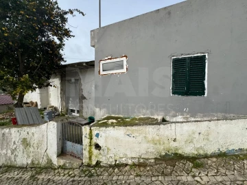 Moradia T2 para Venda em Alhandra, São João dos Montes e Calhandriz