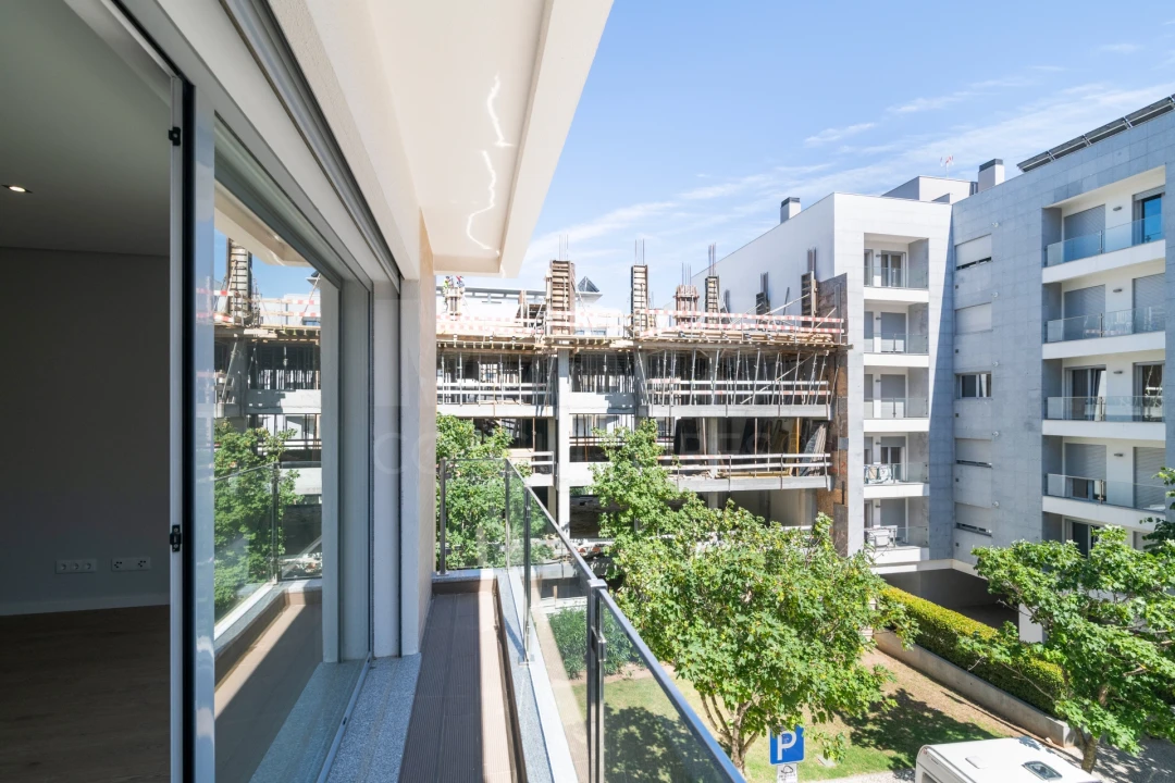 Apartamento T3 para Venda em Carcavelos e Parede Foto 5