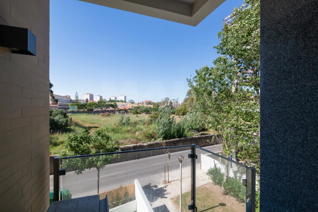 Apartamento T3 para Venda em Carcavelos e Parede Foto 7