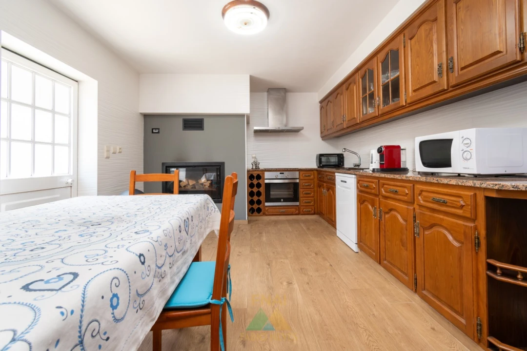 Moradia T4 para Venda em Correlhã Foto 45