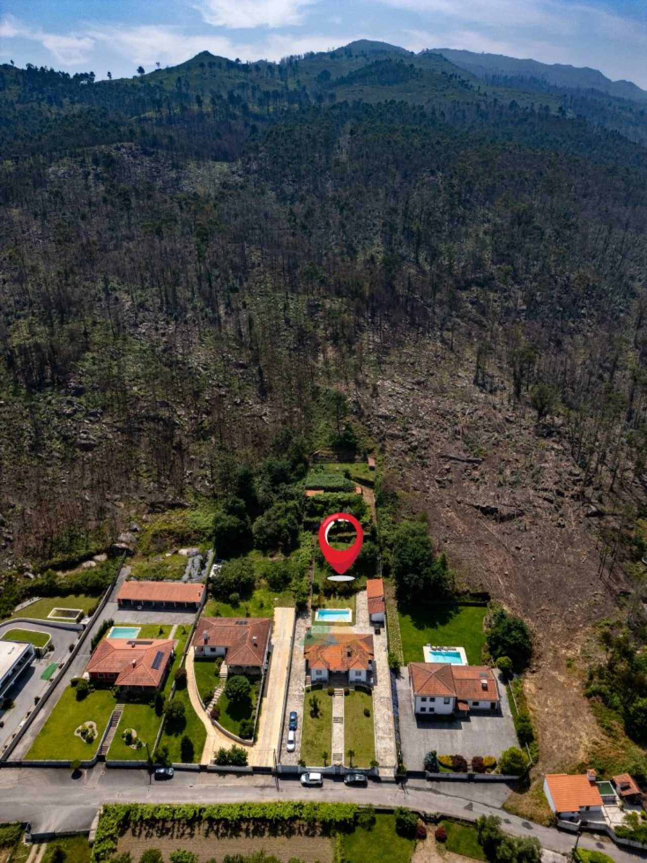 Moradia T4 para Venda em Correlhã Foto 13