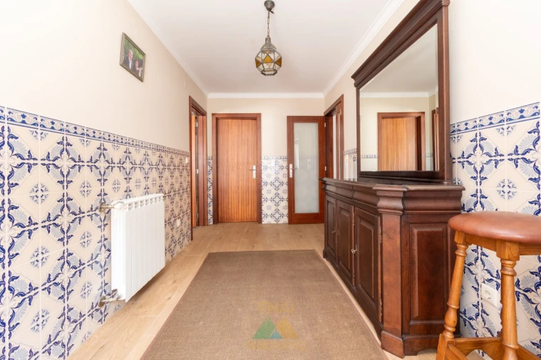 Moradia T4 para Venda em Correlhã Foto 42