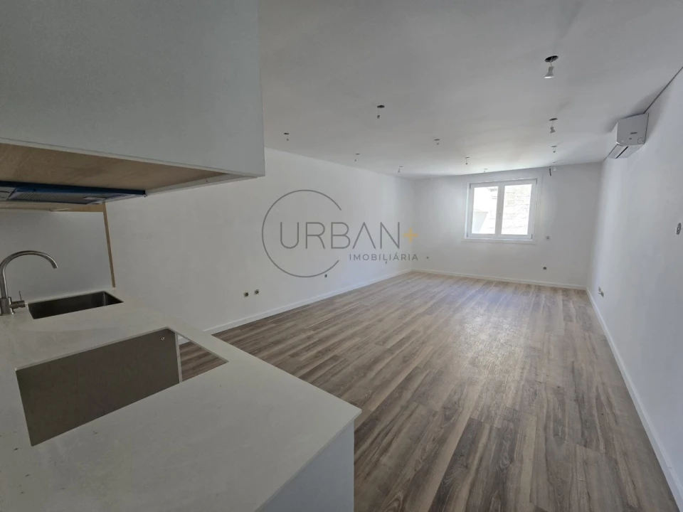 Apartamento T2 para Venda em Viseu Foto 2