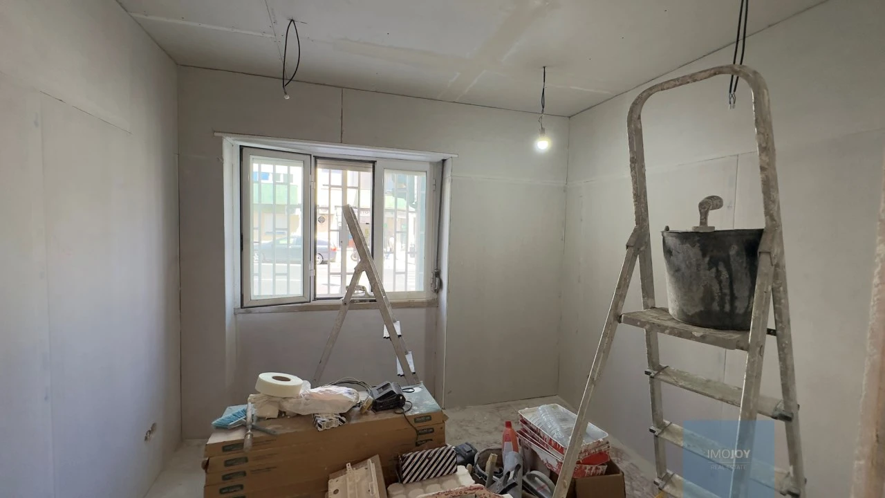Apartamento T1 para Venda em Falagueira-Venda Nova Foto 8