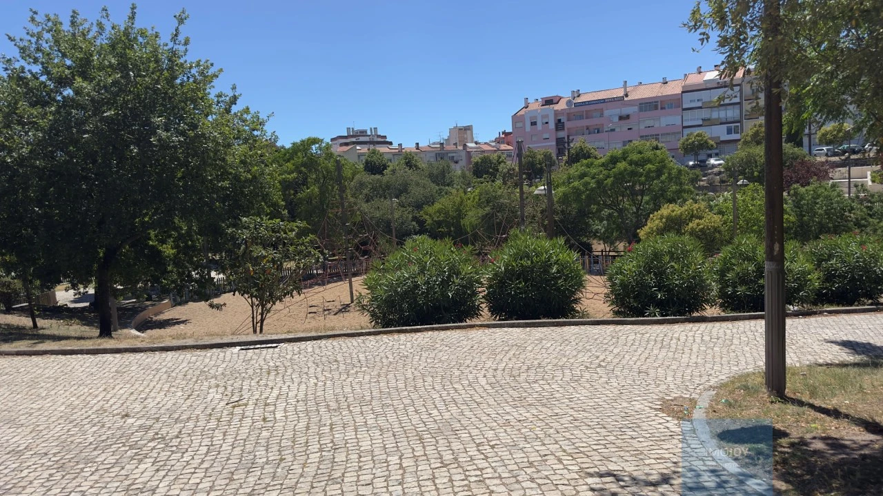 Apartamento T1 para Venda em Falagueira-Venda Nova Foto 16