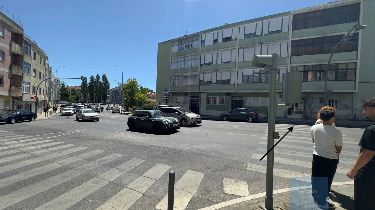 Apartamento T1 para Venda em Falagueira-Venda Nova Foto 21