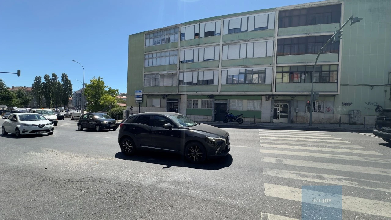 Apartamento T1 para Venda em Falagueira-Venda Nova Foto 22