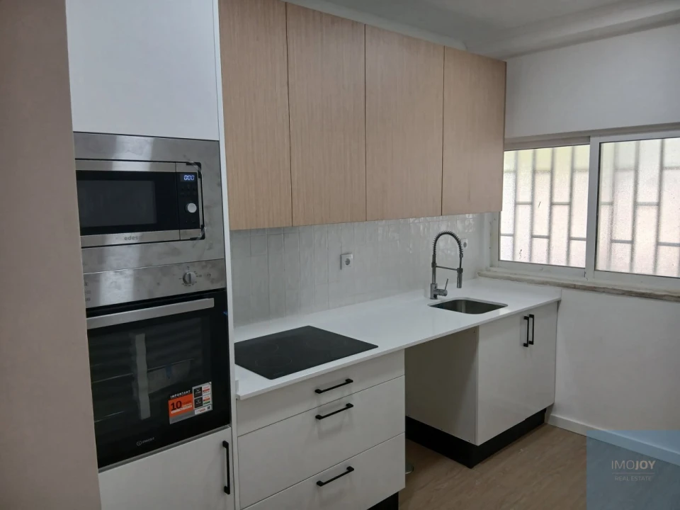 Apartamento T1 para Venda em Falagueira-Venda Nova Foto 2