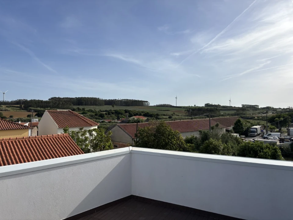 Moradia T3 para Venda em São Bartolomeu dos Galegos e Moledo Foto 41