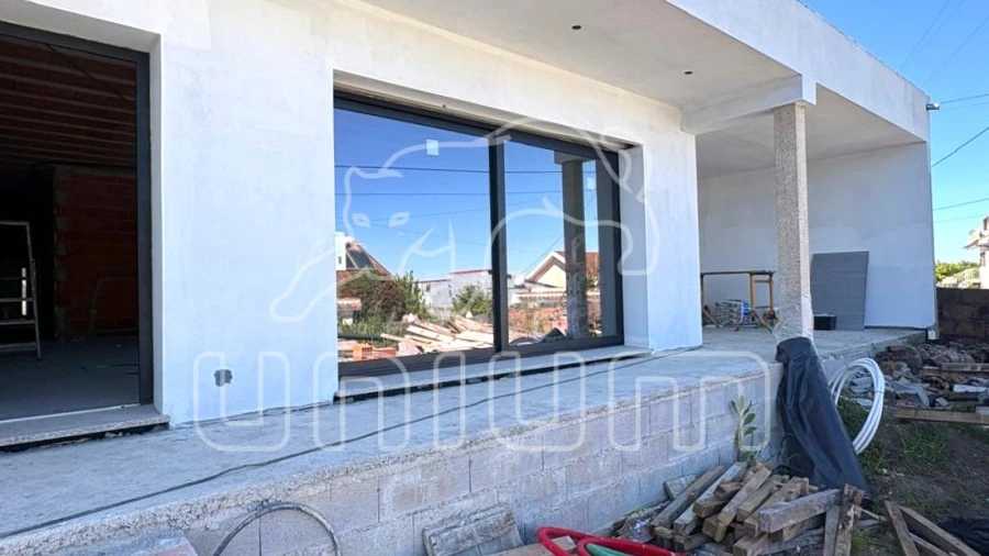 Moradia T3 para Venda em Alvarães
