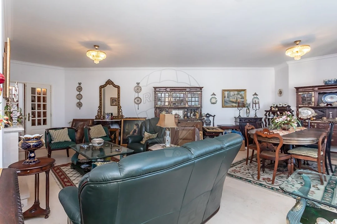 Apartamento T3 para Venda em Carcavelos e Parede Foto 19