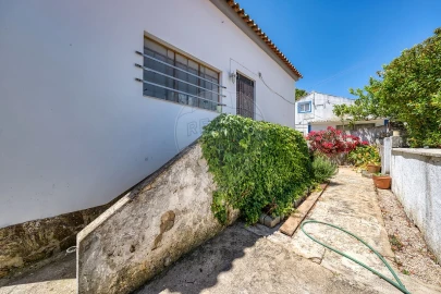 Moradia T2 para Venda em Achete, Azoia de Baixo e Póvoa de Santarém
