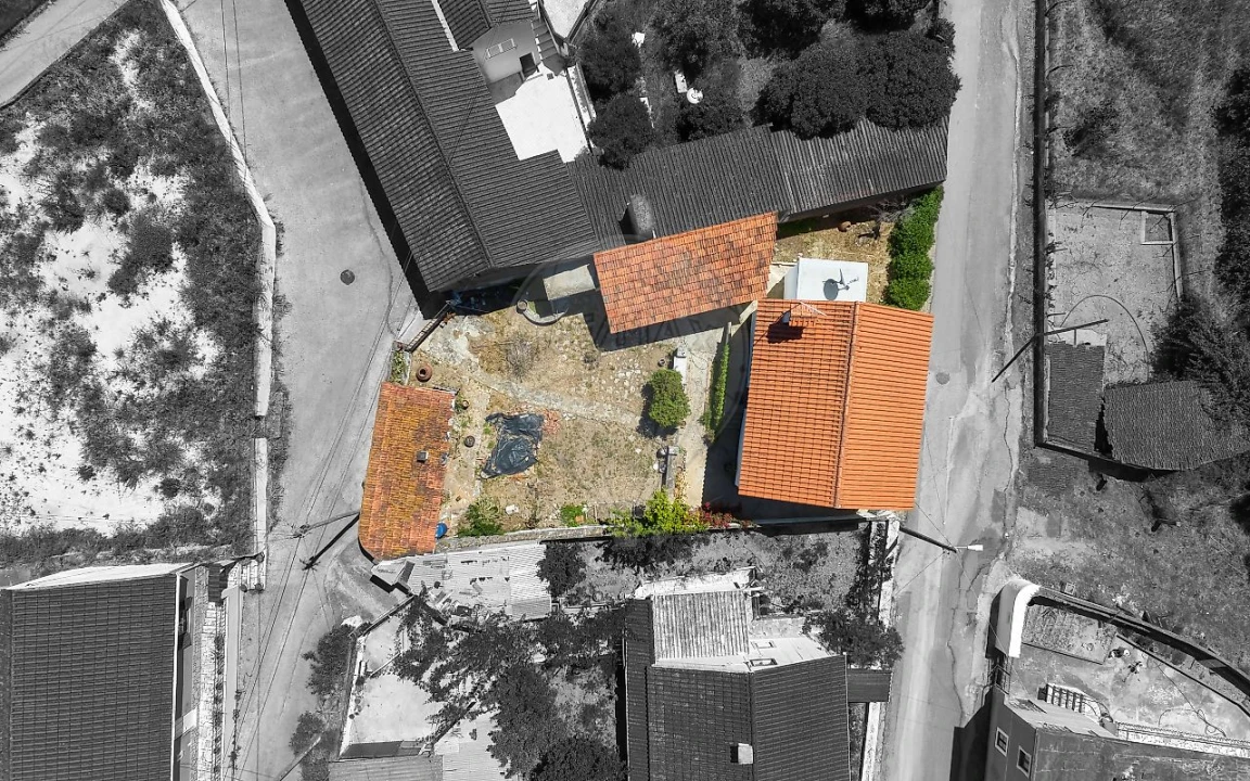 Moradia T2 para Venda em Achete, Azoia de Baixo e Póvoa de Santarém Foto 1