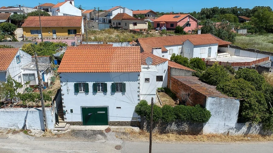 Moradia T2 para Venda em Achete, Azoia de Baixo e Póvoa de Santarém