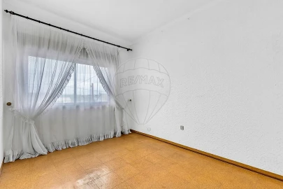 Moradia T4 para Venda em Poceirão e Marateca