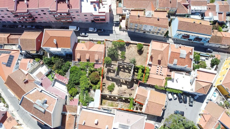 Moradia T13 para Venda em Queluz e Belas Foto 21