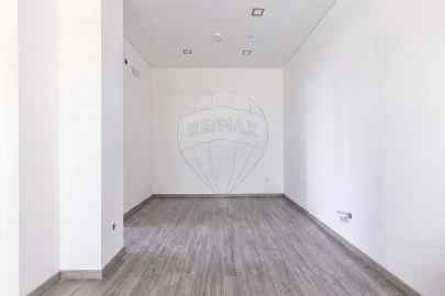 Loja para Venda em Lourinhã e Atalaia