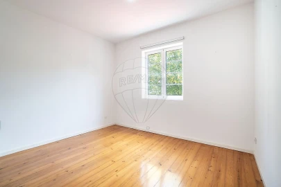 Prédio para Venda em Vila Chã, Codal e Vila Cova de Perrinho