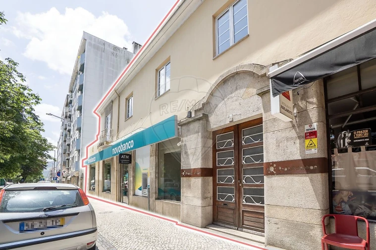 Prédio para Venda em Vila Chã, Codal e Vila Cova de Perrinho Foto 6