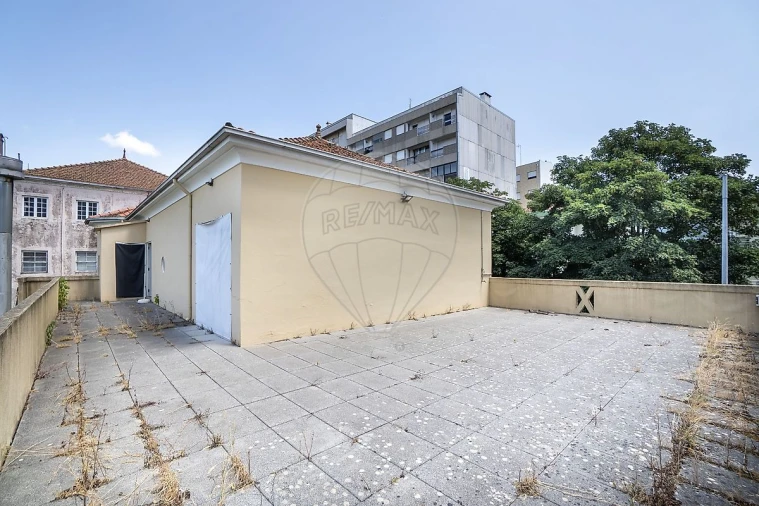 Prédio para Venda em Vila Chã, Codal e Vila Cova de Perrinho Foto 24