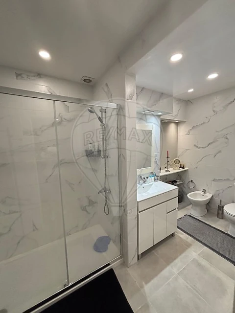 Apartamento T2 para Venda em O. Azeméis, Riba-Ul, Ul, Macinhata Seixa, Madail