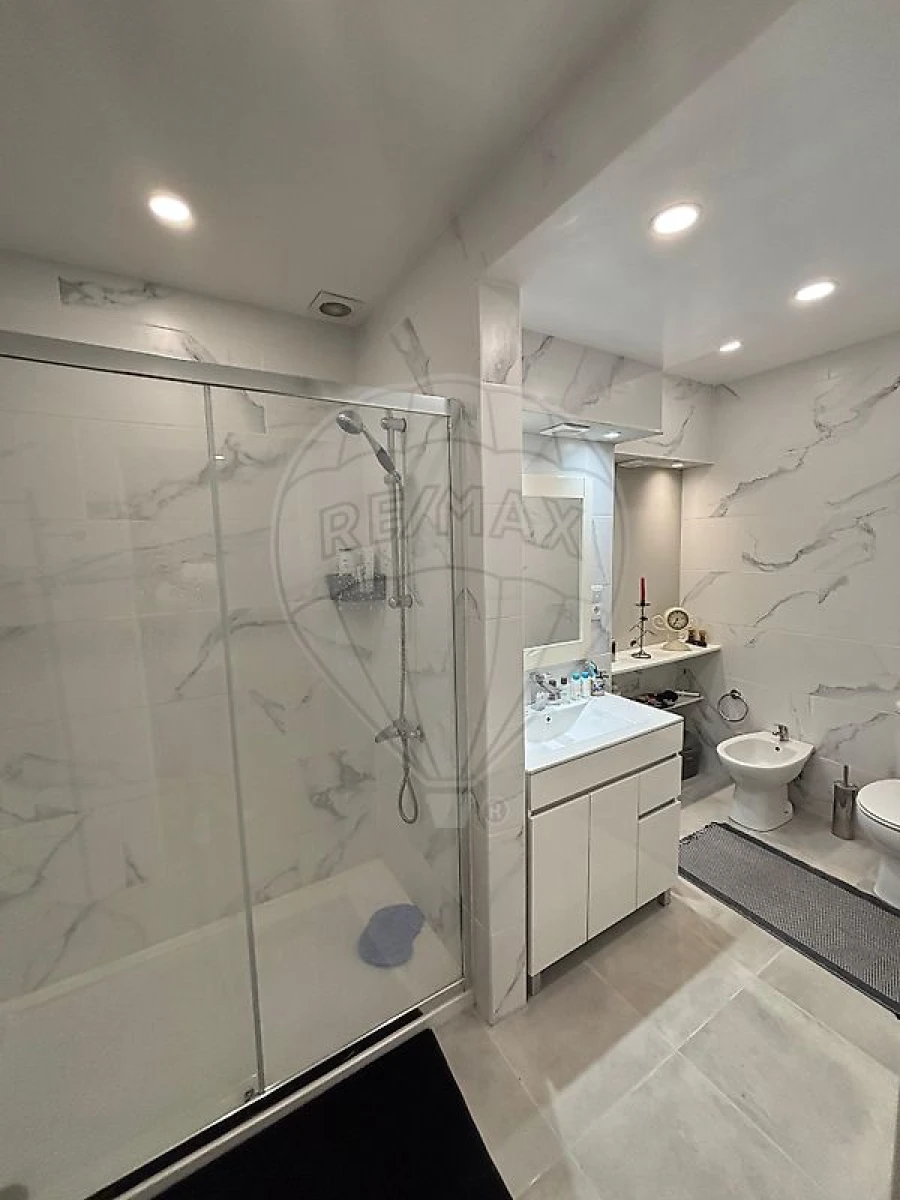 Apartamento T2 para Venda em O. Azeméis, Riba-Ul, Ul, Macinhata Seixa, Madail Foto 12