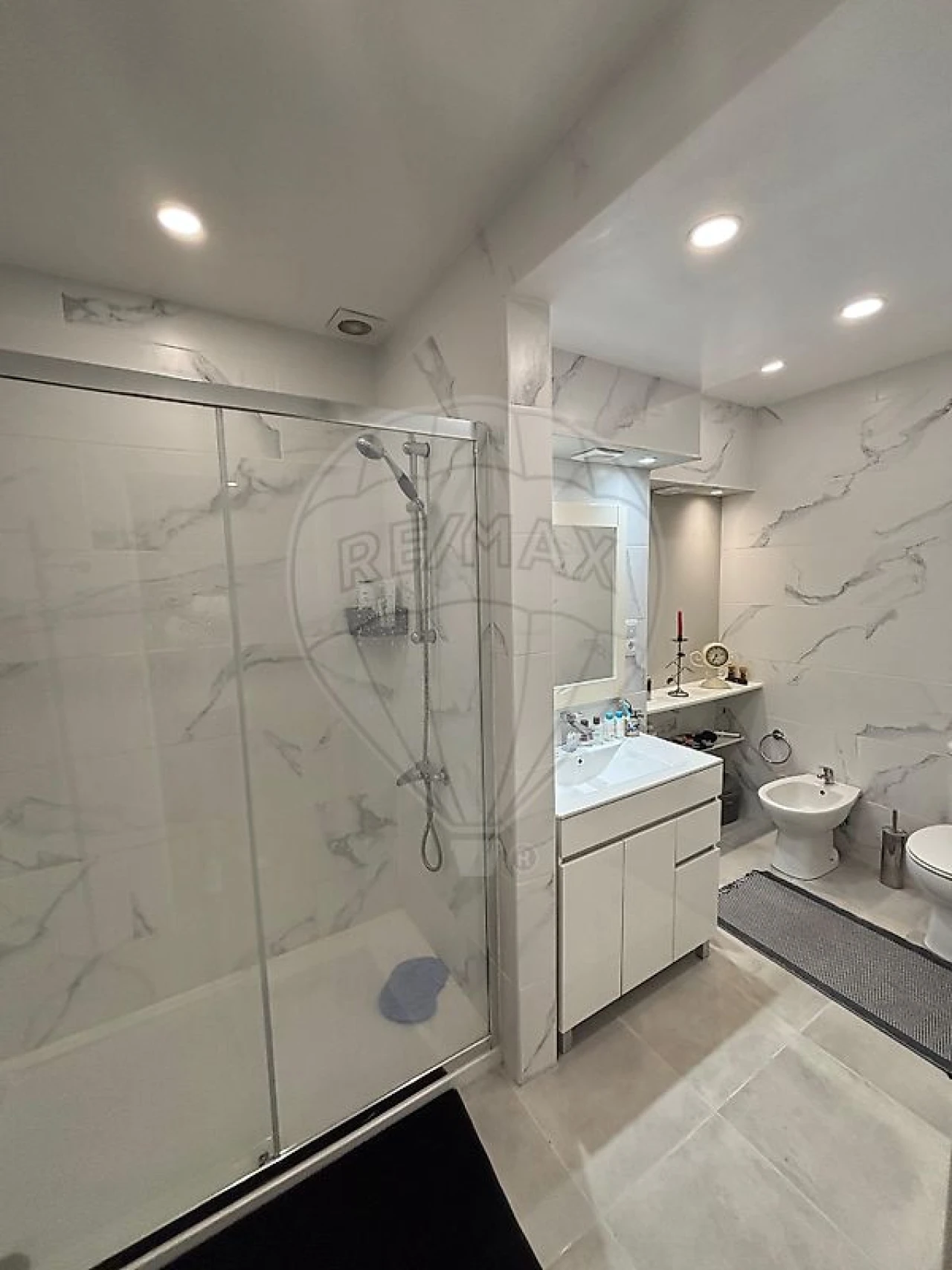 Apartamento T2 para Venda em O. Azeméis, Riba-Ul, Ul, Macinhata Seixa, Madail Foto 12