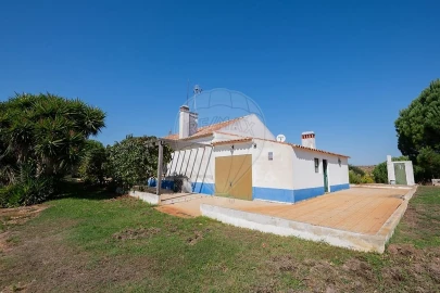 Quinta T3 para Venda em São Teotónio