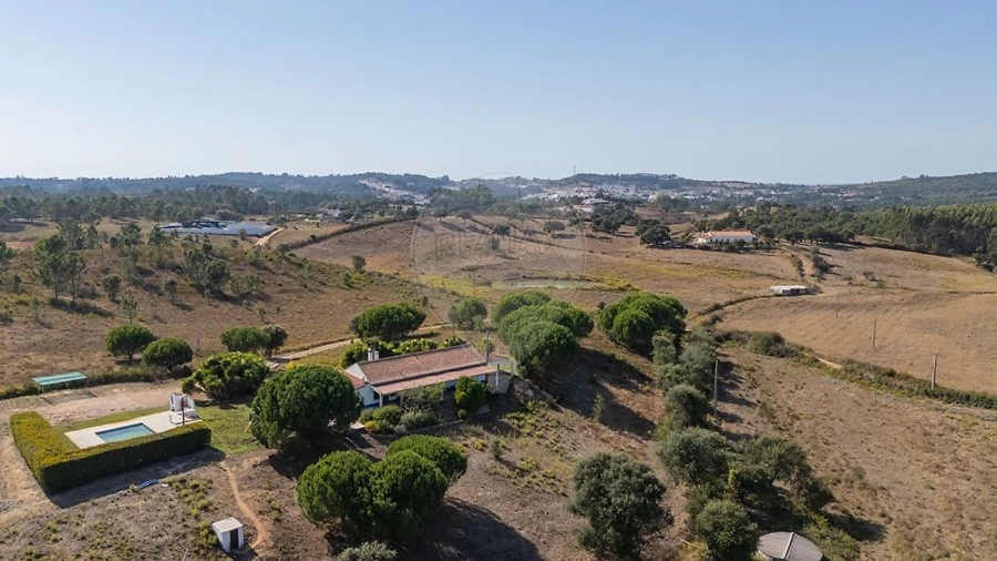 Quinta T3 para Venda em São Teotónio Foto 45