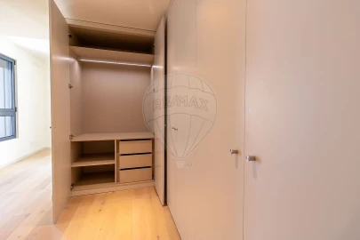 Apartamento T2 para Venda em Parque das Nações
