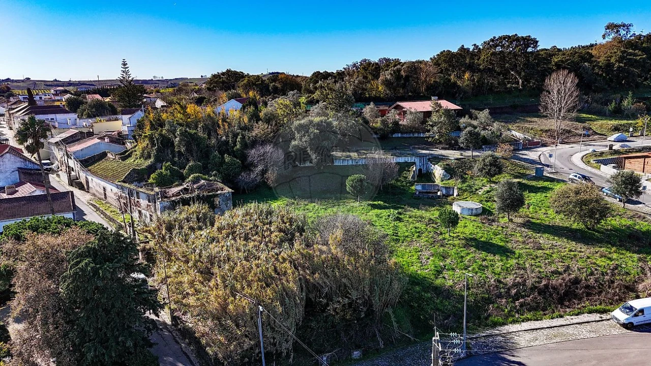 Terreno para Venda em Aldeia Galega da Merceana e Aldeia Gavinha Foto 1