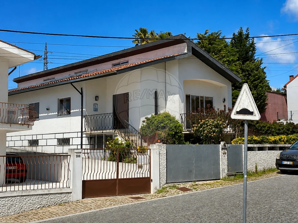 Moradia T3 para Venda em Esmoriz Foto 10